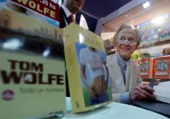 Falleció Tom Wolfe, padre del Nuevo Periodismo y cronista social de EEUU